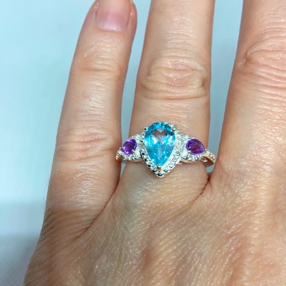 Topaz Amethyst & Diamond Ring J18 J19